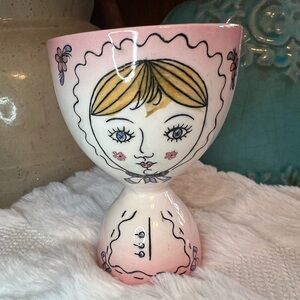 VINTAGE DOLL EGG HOLDER